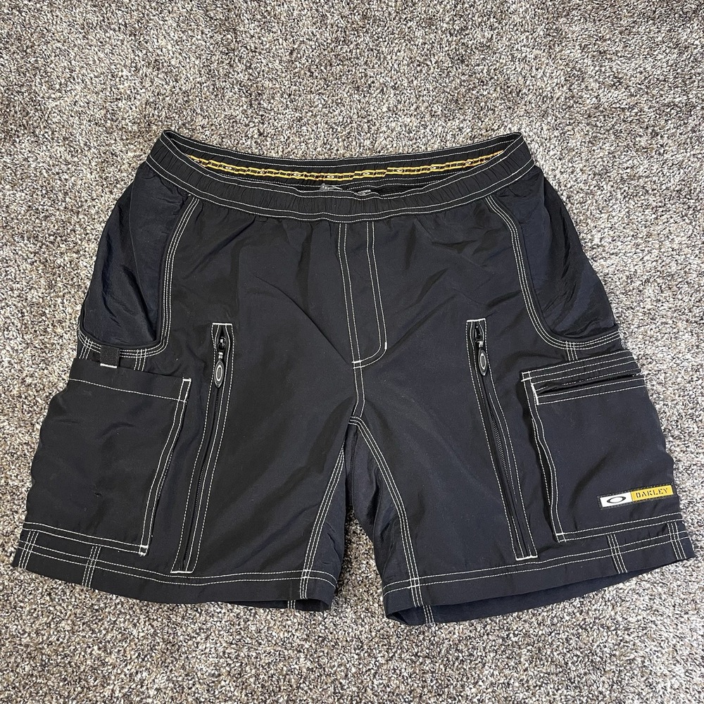 Vintage Oakley Software MTB Tactical Shorts Men Size XL Black Lined Padded Cargo